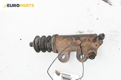 Долна помпа за съединител за Toyota Avensis II Station Wagon (04.2003 - 11.2008)