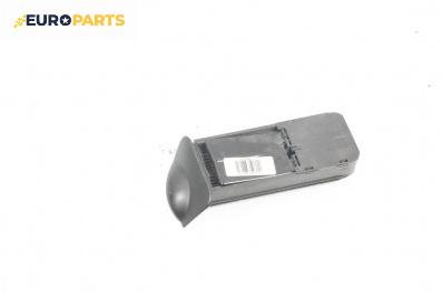 Пепелник за Ford Focus I Hatchback (10.1998 - 12.2007)