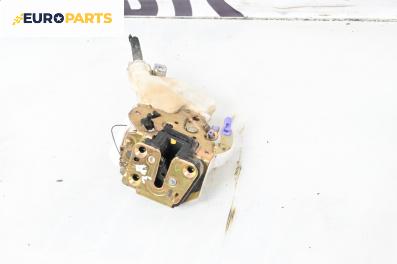 Брава на врата за Nissan X-Trail I SUV (06.2001 - 01.2013), позиция: задна, дясна