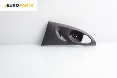 Интериорна пластмаса за Ford Focus I Hatchback (10.1998 - 12.2007), 4+1 вр., хечбек, позиция: задна