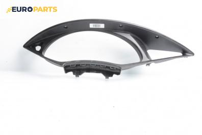 Интериорна пластмаса километраж за Ford Focus I Hatchback (10.1998 - 12.2007), 4+1 вр., хечбек