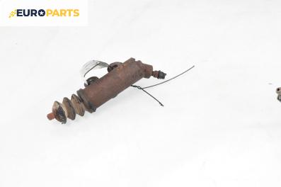 Долна помпа за съединител за Toyota Avensis II Station Wagon (04.2003 - 11.2008)