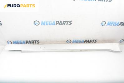 Праг за BMW 5 Series E60 Sedan E60 (07.2003 - 03.2010), 4+1 вр., седан, позиция: дясна