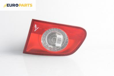 Вътрешен стоп за Volkswagen Passat V Variant B6 (08.2005 - 11.2011), комби, позиция: дясна