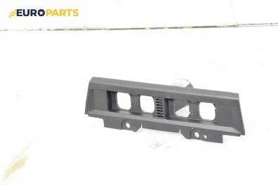 Интериорна пластмаса за Ford Focus II Estate (07.2004 - 09.2012), 4+1 вр., комби, позиция: предна