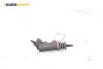Долна помпа за съединител за Toyota Avensis II Station Wagon (04.2003 - 11.2008)
