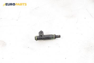 Дюза бензин за Ford Fiesta V Hatchback (11.2001 - 03.2010) 1.4 16V, 80 к.с.
