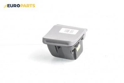 Пепелник за Renault Clio II Hatchback (09.1998 - 09.2005)