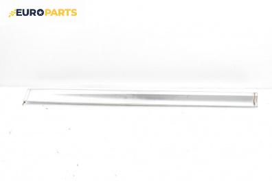 Праг за Daihatsu Sirion Hatchback I (04.1998 - 04.2005), 4+1 вр., хечбек, позиция: лява