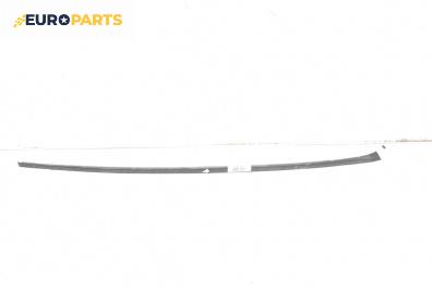 Външни лайсни за Volkswagen Passat V Variant B6 (08.2005 - 11.2011), комби, позиция: дясна