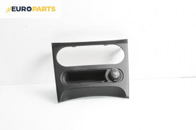 Централна конзола за Nissan Qashqai I SUV (12.2006 - 04.2014)