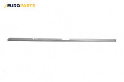 Уплътнение стъкло за Volvo V40 Estate (07.1995 - 06.2004), 4+1 вр., комби, позиция: предна, дясна