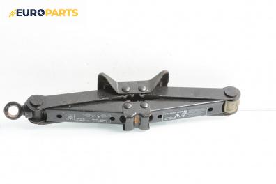 Крик за Nissan Micra III Hatchback (01.2003 - 06.2010)