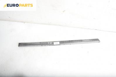 Външни лайсни за Volkswagen Passat III Variant B5 (05.1997 - 12.2001), седан, позиция: дясна