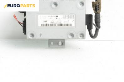 Усилвател антена за Mercedes-Benz M-Class SUV (W164) (07.2005 - 12.2012)