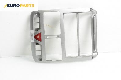 Централна конзола за Peugeot 307 Hatchback (08.2000 - 12.2012)