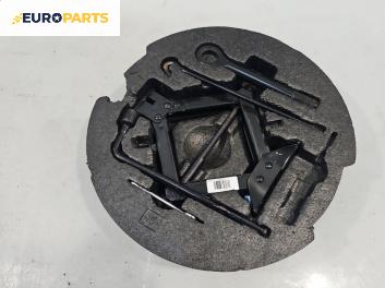 Стойка с инструменти за Kia Cee'd Sportswagon I (09.2007 - 12.2012)