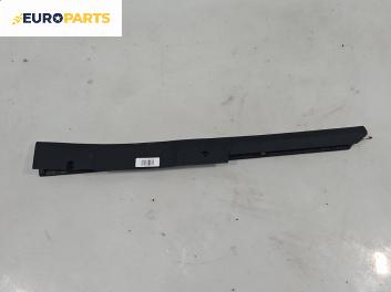 Интериорна пластмаса за Audi A6 Avant C4 (06.1994 - 12.1997), 4+1 вр., комби, позиция: предна