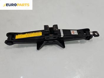 Крик за Toyota Corolla E12 Hatchback (11.2001 - 02.2007)