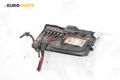 Капак акумулатор за Volkswagen Polo Sedan IV (09.2002 - 07.2009), 4+1 вр., седан