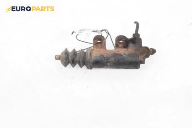 Долна помпа за съединител за Toyota Corolla E12 Hatchback (11.2001 - 02.2007)