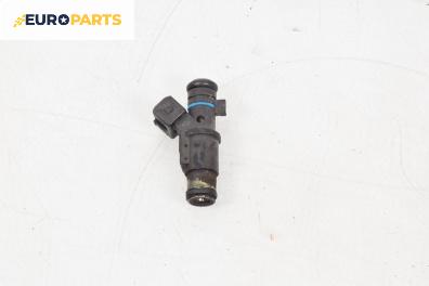 Дюза бензин за Peugeot 206 Hatchback (08.1998 - 12.2012) 1.4 i, 75 к.с.