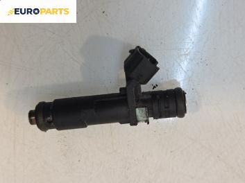 Дюза бензин за Skoda Fabia II Hatchback (12.2006 - 12.2014) 1.2, 60 к.с.