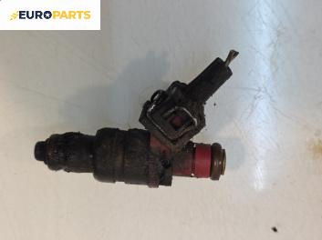 Дюза бензин за Mercedes-Benz C-Class Sedan (W202) (03.1993 - 05.2000) C 180 (202.018), 122 к.с.