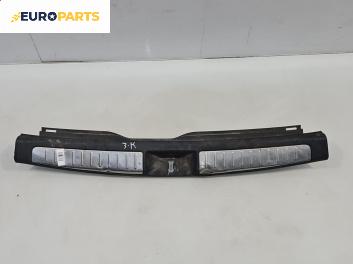 Планка багажник за Toyota Avensis II Station Wagon (04.2003 - 11.2008), 4+1 вр., комби