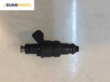 Дюза бензин за Mercedes-Benz CLK-Class Coupe (C208) (06.1997 - 09.2002) 200 (208.335), 136 к.с.