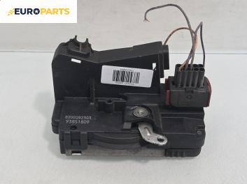 Брава на врата за Renault Trafic II Box (03.2001 - 05.2014), позиция: дясна