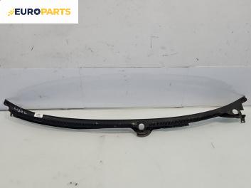 Кора под чистачки за Audi A4 Avant B6 (04.2001 - 12.2004)