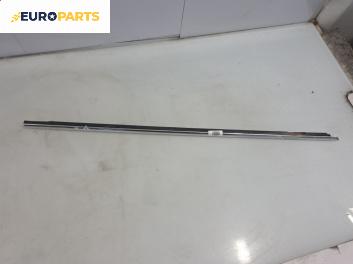 Външна лайсна врата за Volkswagen Passat IV Variant B5.5 (09.2000 - 08.2005), позиция: предна, дясна