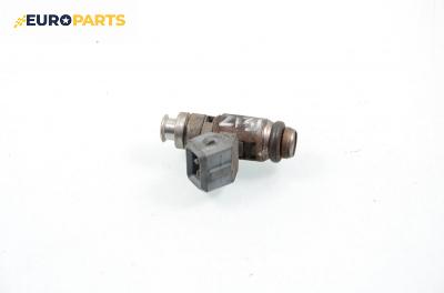 Дюза бензин за Ford Fiesta V Hatchback (11.2001 - 03.2010) 1.3, 69 к.с.