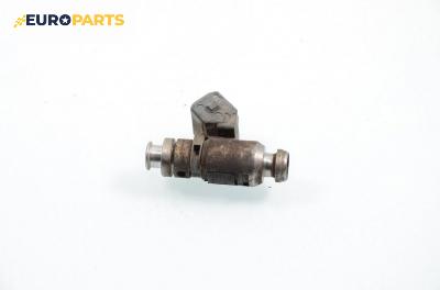 Дюза бензин за Ford Fiesta V Hatchback (11.2001 - 03.2010) 1.3, 69 к.с.