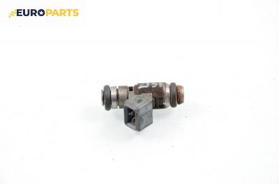 Дюза бензин за Ford Fiesta V Hatchback (11.2001 - 03.2010) 1.3, 69 к.с.
