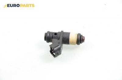 Дюза бензин за Volkswagen Polo Hatchback IV (10.2001 - 12.2005) 1.4 16V, 75 к.с.