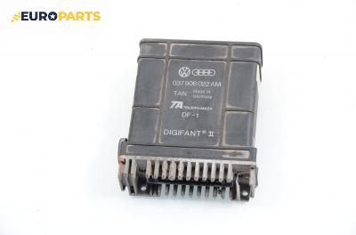 Компютър двигател за Volkswagen Passat Sedan B3, B4 (02.1988 - 12.1997) 1.8, 107 к.с., № 037 906 022 AM