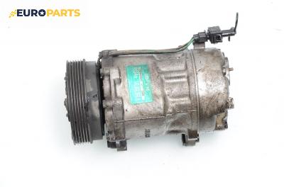 Компресор климатик за Volkswagen Golf IV Hatchback (08.1997 - 06.2005) 1.8, 125 к.с., № 1J0 820 803 A