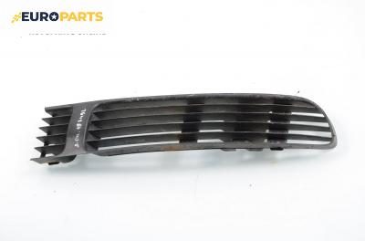 Решетка в броня за Volkswagen Passat Variant B5 (05.1997 - 12.2001), комби, позиция: дясна