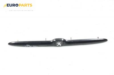 Лайсна заден капак за Peugeot 206 Hatchback (08.1998 - 12.2012), хечбек