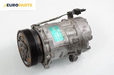 Компресор климатик за Audi A3 Hatchback I (09.1996 - 05.2003) 1.6, 101 к.с., № 1J0 820 803 A