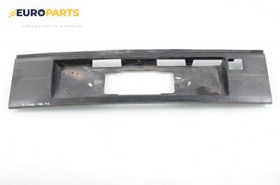 Стойка заден номер за Volkswagen Passat Variant B3, B4 (02.1988 - 06.1997), комби