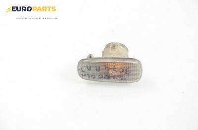 Мигач за Lexus IS I Sedan (04.1999 - 07.2005), седан, позиция: лява