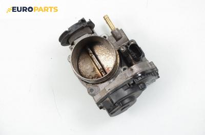 Дроселова клапа за Volkswagen Bora Sedan (10.1998 - 12.2013) 2.3 V5, 150 к.с., № 021 133 066