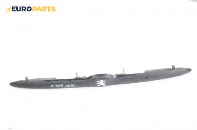 Лайсна заден капак за Peugeot 206 Hatchback (08.1998 - 12.2012), хечбек