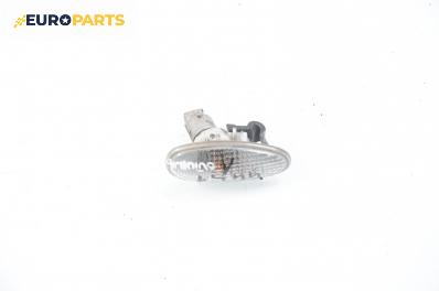 Мигач за Mitsubishi Outlander I SUV (03.2001 - 12.2006), позиция: лява