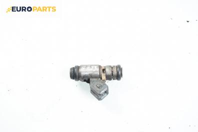 Дюза бензин за Renault Clio II Hatchback (09.1998 - 09.2005) 1.6 16V (BB01, BB0H, BB0T, BB14, BB1D, BB1R, BB2KL...), 107 к.с.