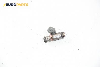 Дюза бензин за Renault Clio II Hatchback (09.1998 - 09.2005) 1.2 16V (BB05, BB0W, BB11, BB27, BB2T, BB2U, BB2V, CB05...), 75 к.с.