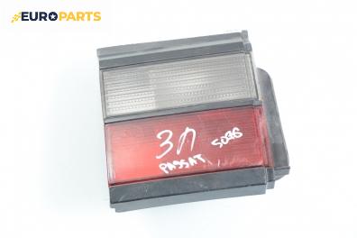 Вътрешен стоп за Volkswagen Passat Sedan B3, B4 (02.1988 - 12.1997), седан, позиция: лява